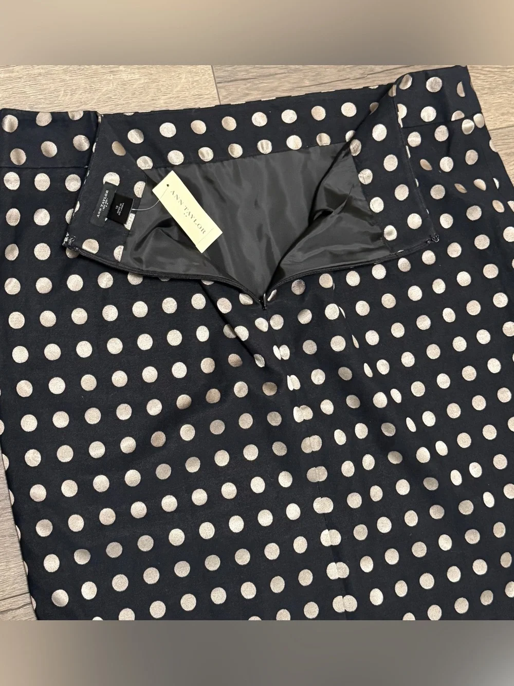 Ann Taylor Black Pencil Skirt Metallic Gold Polka Dots Lined Sz 18 NWT $90